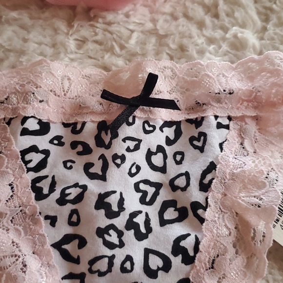●SOLD● Bundle tie side blue pink leopard panties - Picture 2 of 13